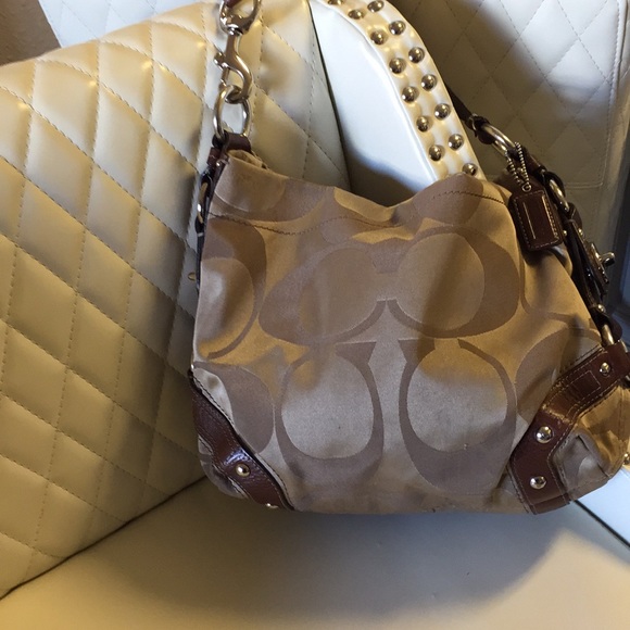 Coach Bag - Picture 2 of 5